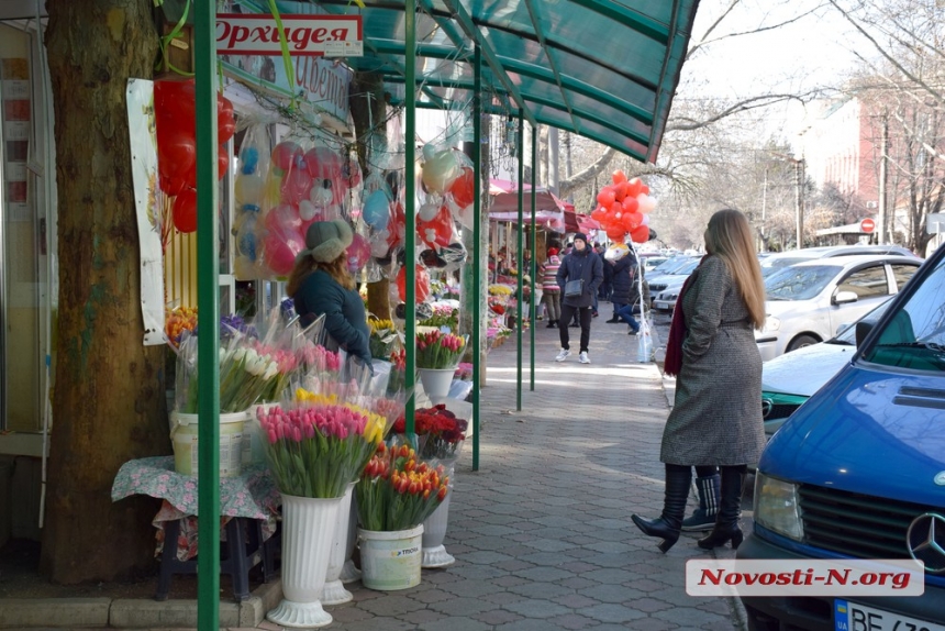 Букет ко Дню святого Валентина: сколько стоят цветы в Николаеве