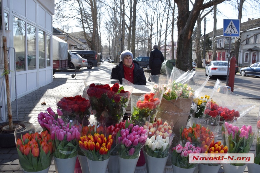 Букет ко Дню святого Валентина: сколько стоят цветы в Николаеве
