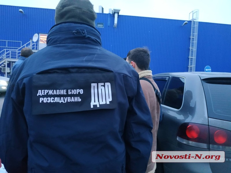 В Николаеве на взятке задержаны бывший и нынешний руководители ГАСКа