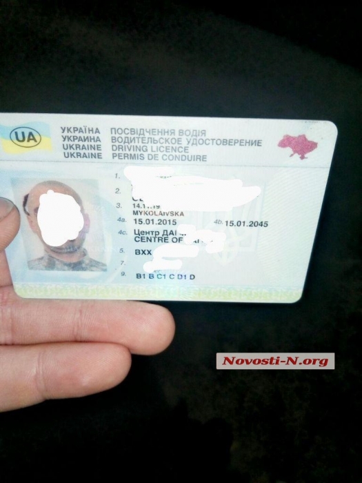 В Николаеве полицейские задержали пьяного водителя за рулем маршрутки