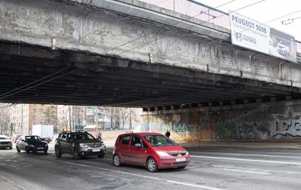 В Киеве дополнительно проверят мосты «на усталость»