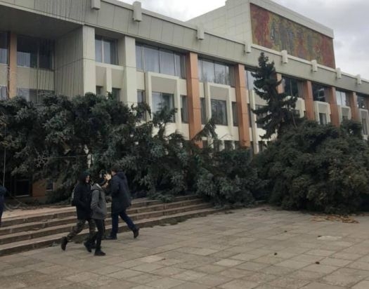 Самый разрушительный циклон: ураганный ветер в Николаеве стал самым сильным по Украине