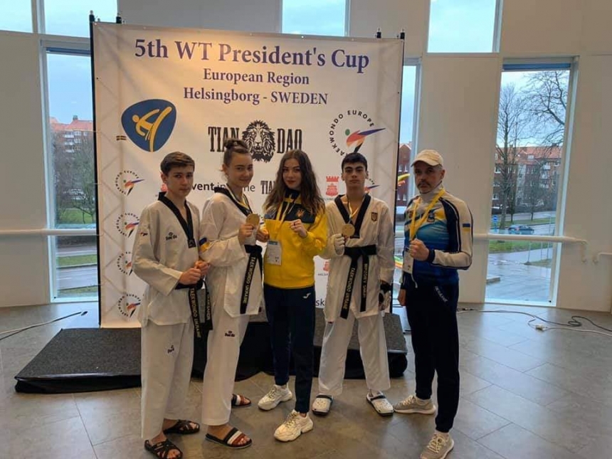 Николаевцы завоевали две золотые медали на международном турнире по тхэквондо в Швеции