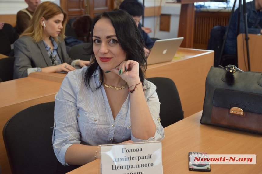 Фоторепортаж с сессии Николаевского городского совета