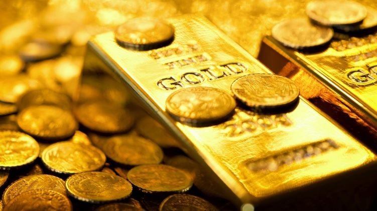 Впервые с 2013 года золото резко упало в цене за день
