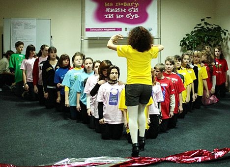В украинских школах хотят внедрить уроки толерантности
