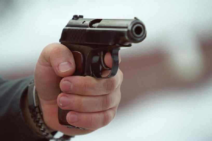 В Одессе в подъезде дома обстреляли мужчину