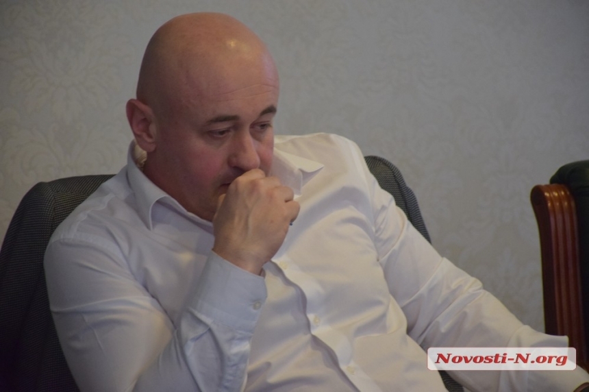 Губернатор Стадник заявил, что депутат просил его решить проблему с полицией и оружием