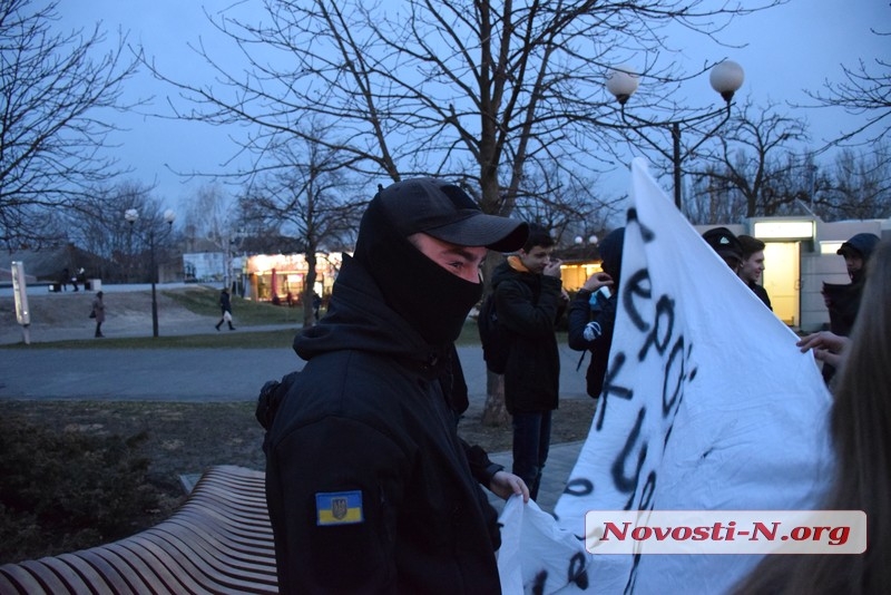 В Николаеве националисты провели шествие в честь Шухевича