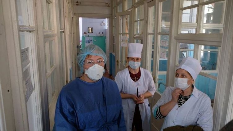 В Черновицкой области шесть человек госпитализировали с подозрением на коронавирус