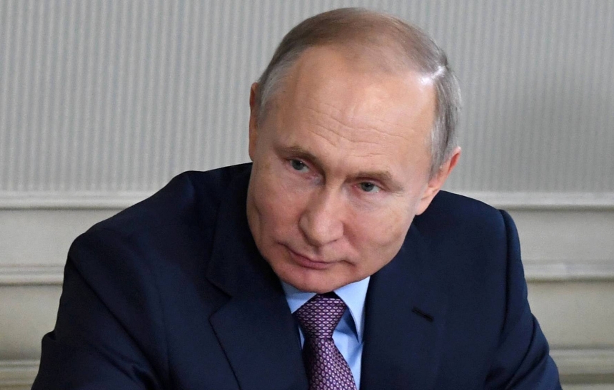 Путин заявил о необходимости сменяемости власти в России