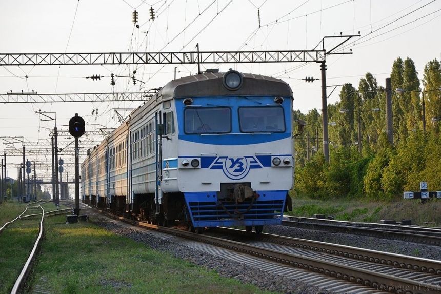 Из-за коронавируса Укрзализныця отменила поезда в Словакию