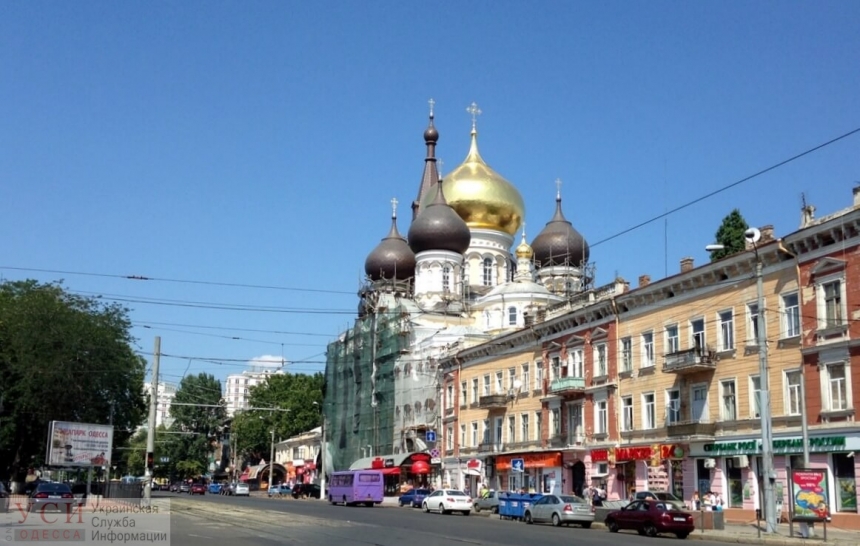 Одесская епархия УПЦ заявила о готовности обеспечить медикам возможность проживания в монастырях