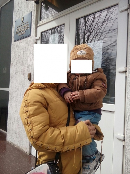 В Николаеве 20-летняя мама попросила забрать у нее годовалого сына в дом ребенка
