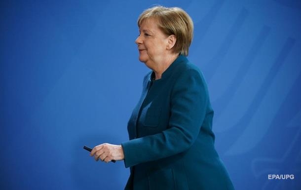 Меркель ушла на карантин