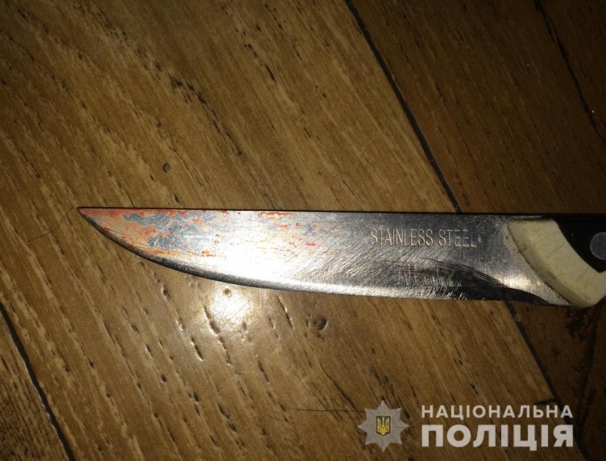На Николаевщине в ходе ссоры двух пациентов больницы, один из них получил удар ножом в грудь
