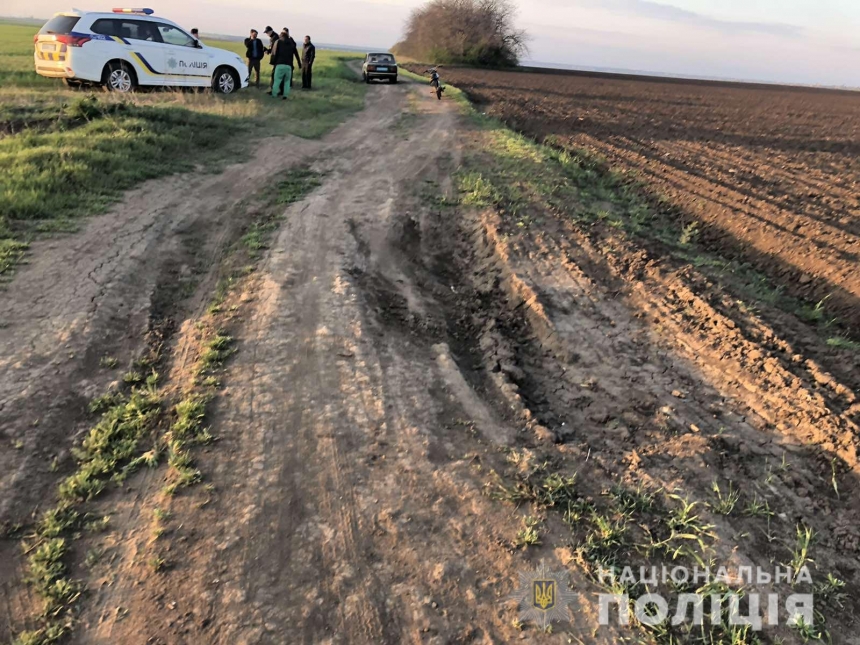 На Николаевщине мотоциклист не справился с управлением: пострадала 15-летняя пассажирка