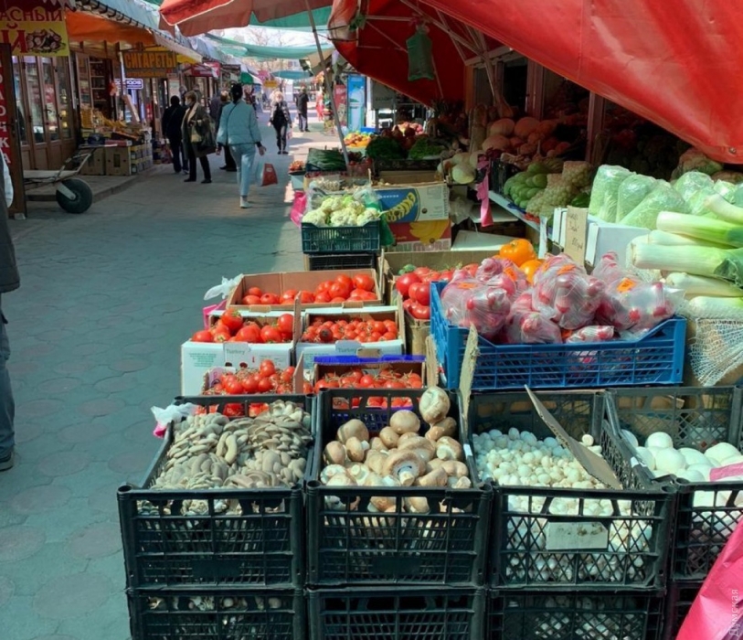 В Одессе, несмотря на запрет властей, работают рынки