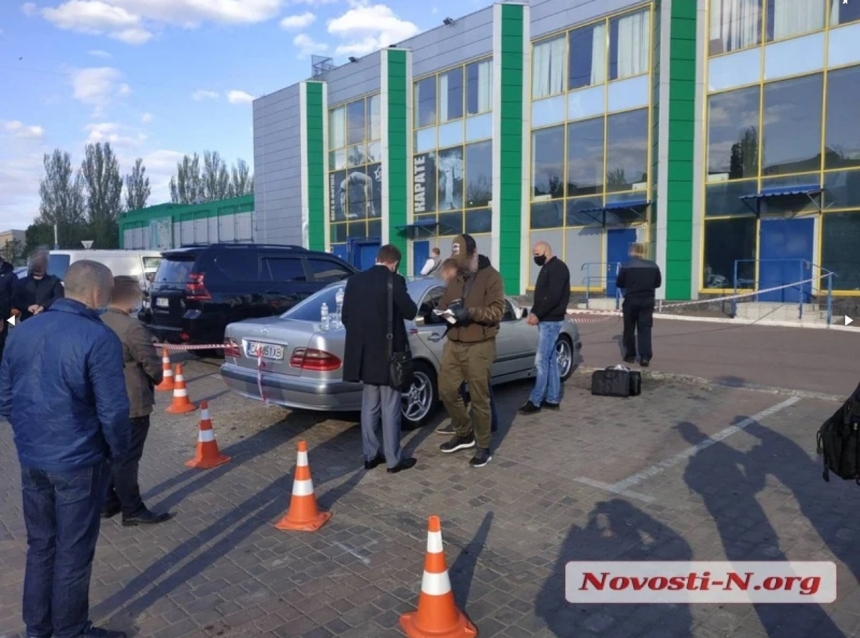 Вымогателю, задержанному возле «33 квадратных метров» в Николаеве, сообщили о подозрении