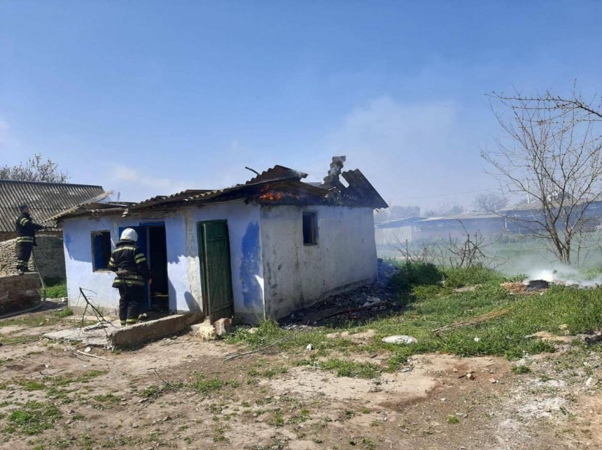 На Николаевщине дети сожгли сарай — дом от огня спасли пожарные