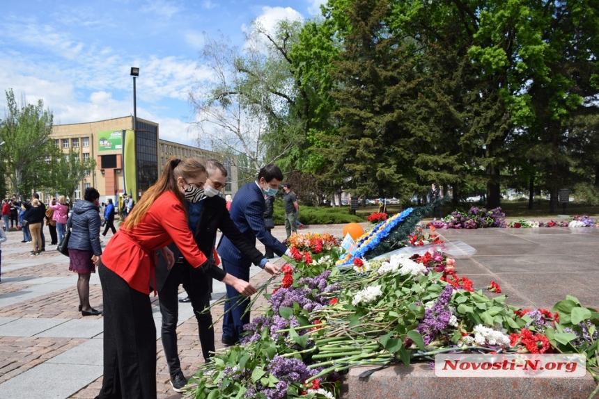 В Николаеве партия Шария провела масштабный автопробег, посвященный Дню Победы