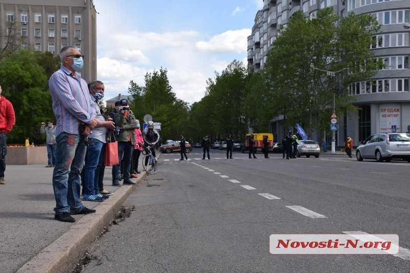 В Николаеве партия ОПЗЖ провели автопробег в честь Дня Победы