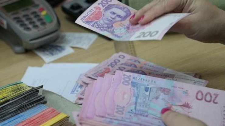 В марте на Николаевщине средняя зарплата составила 11 210 гривен 