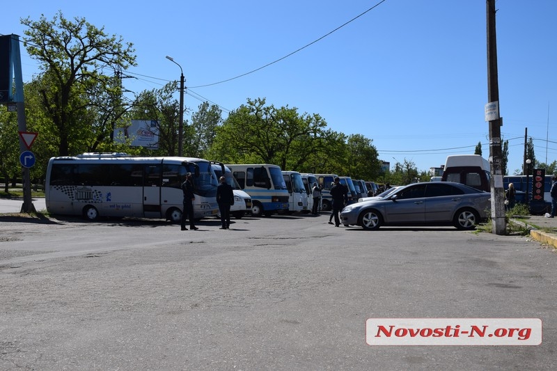 В Николаеве протестуют автоперевозчики – требуют ослабить карантин