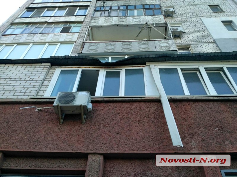 В Николаеве мужчина разбился, упав с 10 этажа