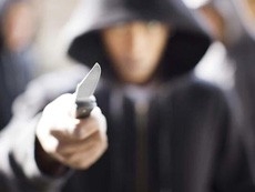 Вооруженный ножом житель Николаевщины пытался ограбить столичный банк