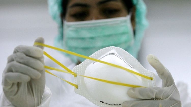 В США придумали маску, которая светится, если человек заражен коронавирусом