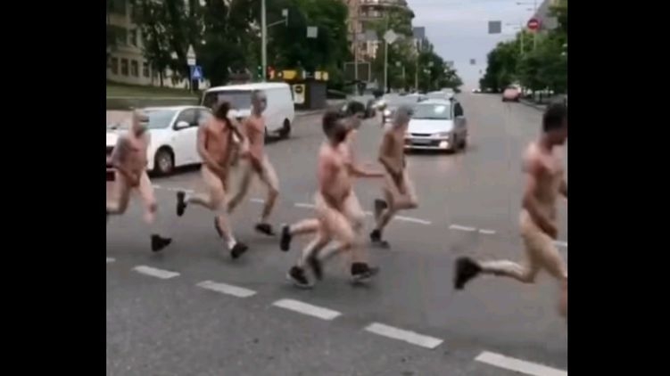 Мужики без трусов - смотреть русское порно видео бесплатно