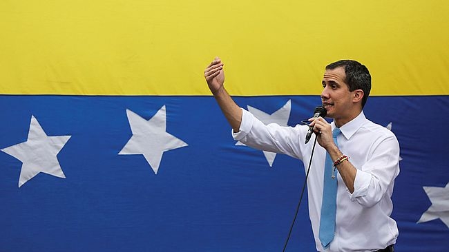 Парламент Венесуэлы признал Гуайдо своим главой