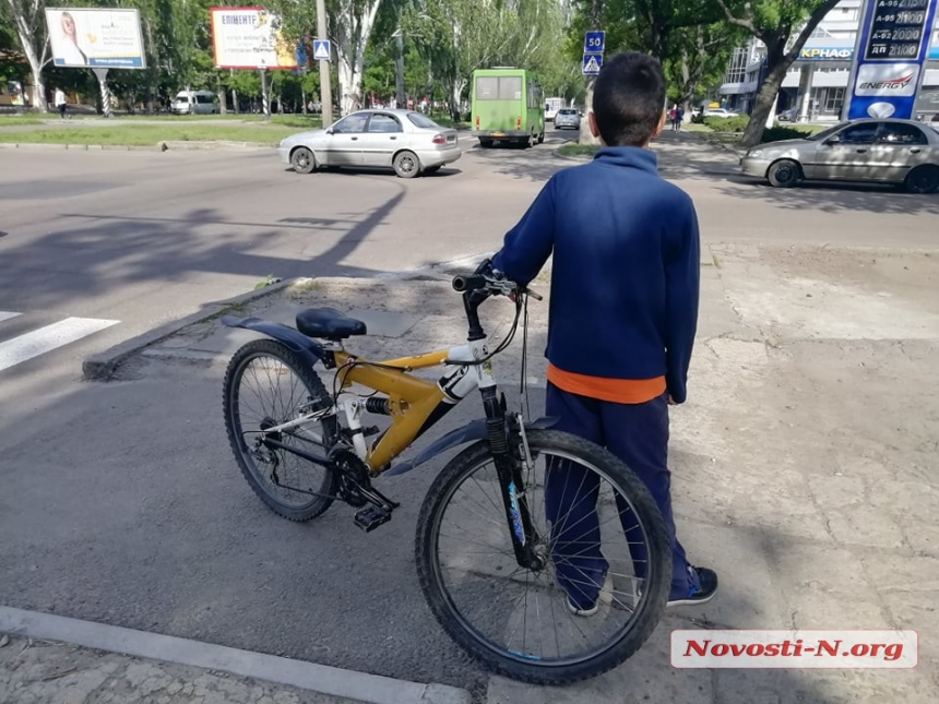 В центре Николаева «Опель» сбил 10-летнего мальчика