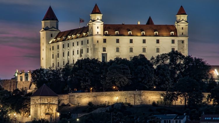 Словакия отменяет общенациональный карантин и снимает большинство ограничений