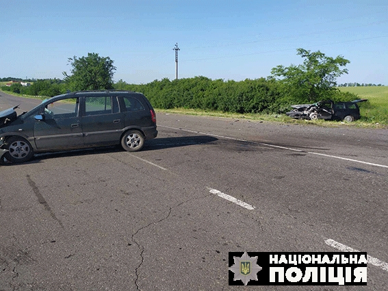 На Николаевщине столкнулись Opel и Sеат: двое пострадавших