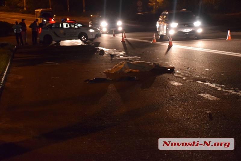В Николаеве маршрутка наехала на мужчину — водитель утверждает, что погибший лежал на дороге