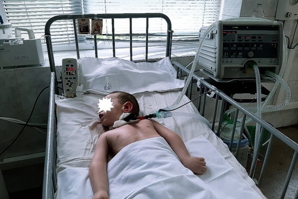 В Николаеве пропала мама мальчика, лежащего в реанимации, - малышу просят помочь