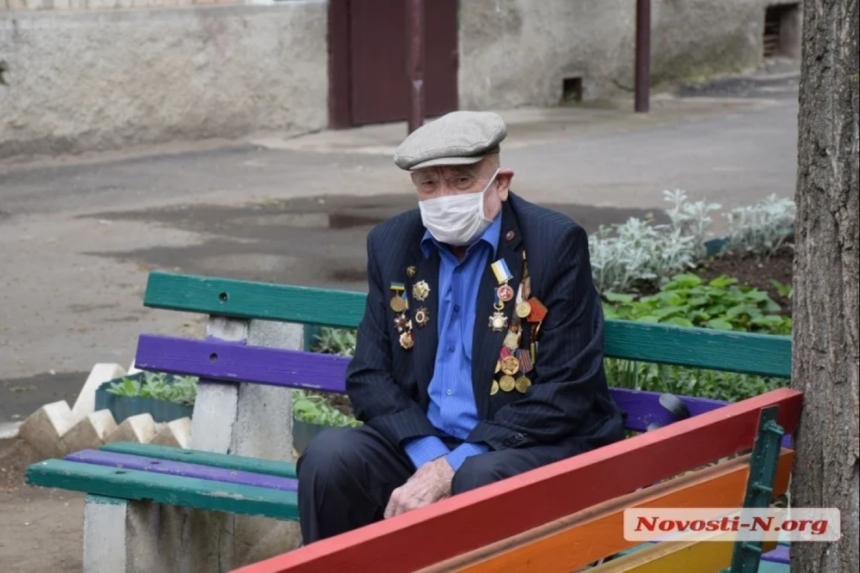 В день нападения нацистов на СССР Зеленский призвал украинцев не спорить о войне