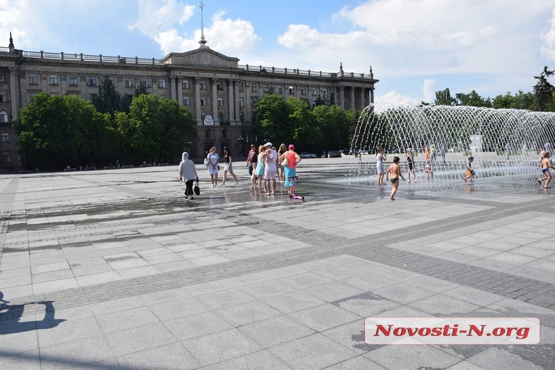 В Николаеве снова объявили тендер на окончание реконструкции Серой площади
