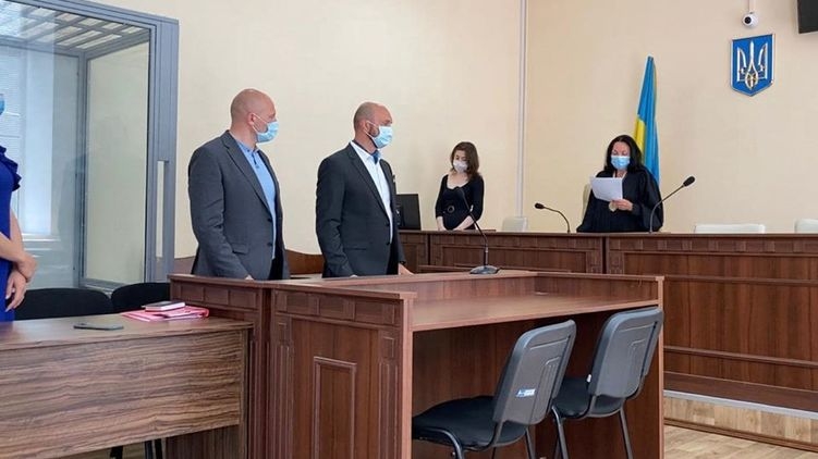 Зеленский не явился в суд по делу о защите чести мэра Черкасс, которого он назвал бандитом