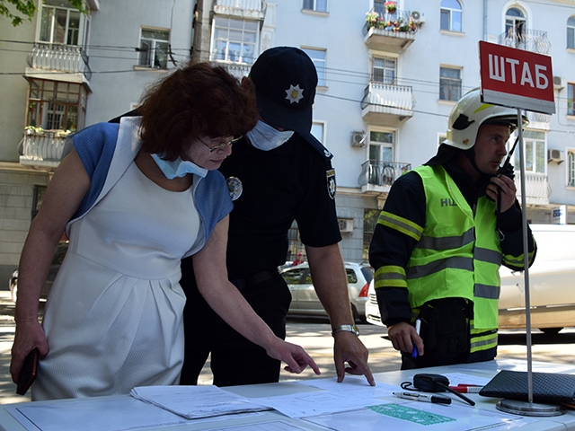 В Николаеве прошли учения: «горел» дворец культуры полиции. ФОТОРЕПОРТАЖ