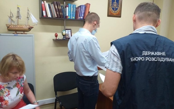 В Киеве следователь потерял 1,2 миллиона, изъятые при обыске