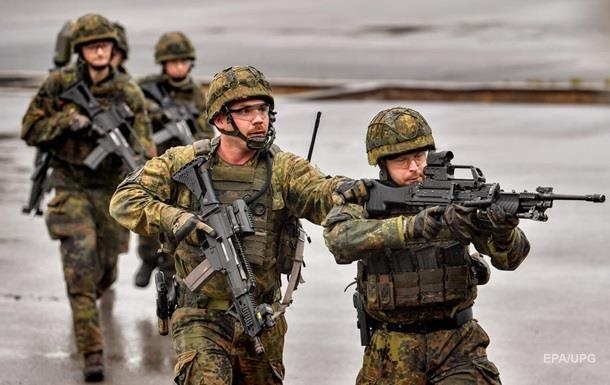 В Германии хотят вернуть всеобщую службу в армии