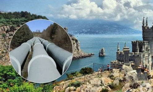 В Крыму строят временный водовод — уже завезли трубы