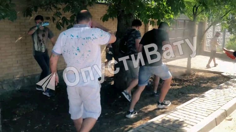 Шарий заявил, что в Харькове Нацкорпус напал на дом главы штаба его партии 