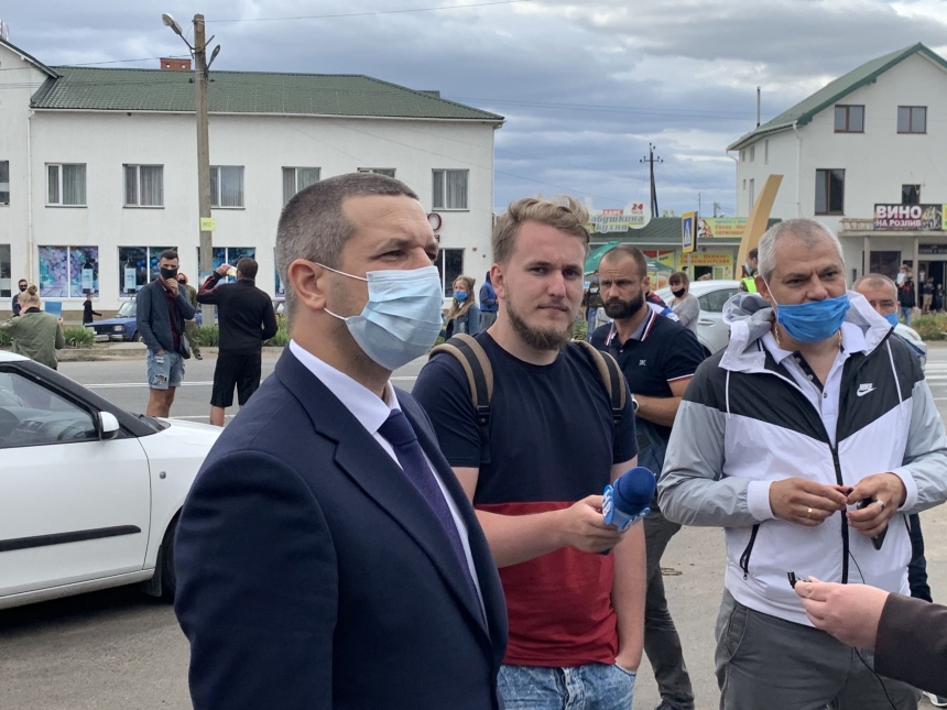 После приезда губернатора бизнесмены разблокировали трассу «Николаев-Одесса»
