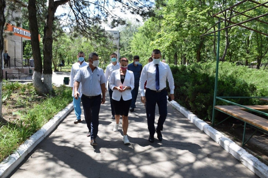 Очільник області перевірив стан виконання ремонтних робіт у радіологічному корпусі Миколаївського обласного онкологічного центру