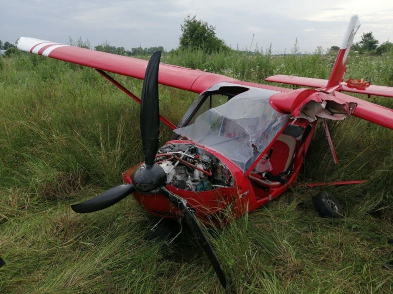 В Ивано-Франковской области легкомоторный самолет совершил аварийную посадку
