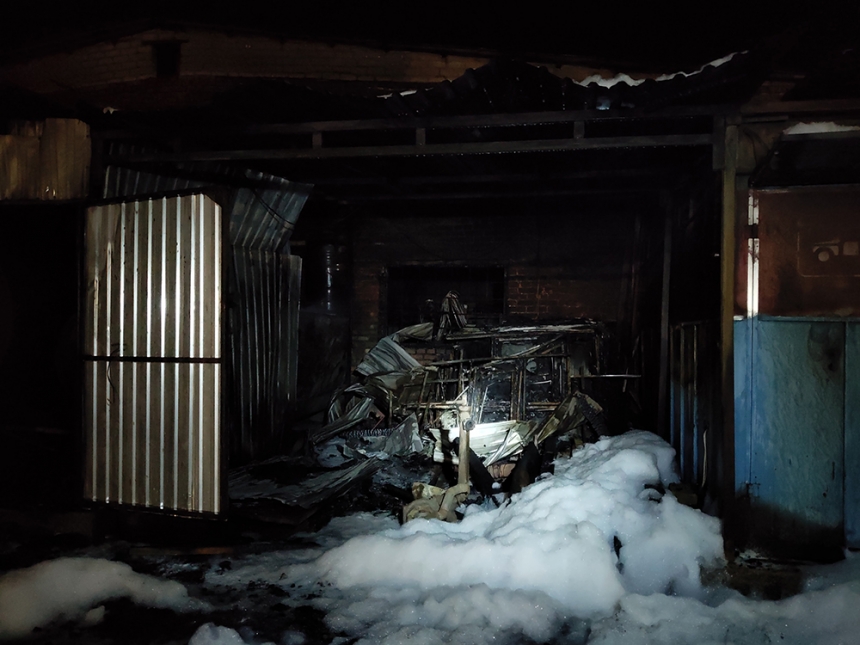 На пожаре в Николаевской области едва не сгорел мужчина: пострадавшего госпитализировали